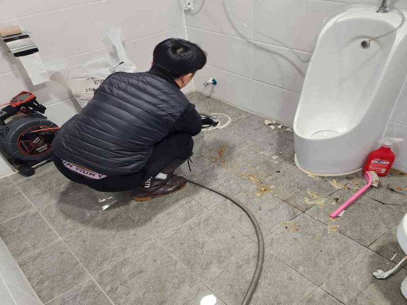 계양구 소변기막힘 작업사례 10